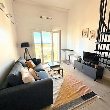 Location à Rousse En Corse à Proximité De La Et De La Avec Terrasse Appartement